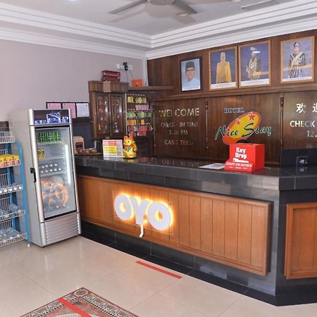 Nice Stay Hotel Raub Kültér fotó