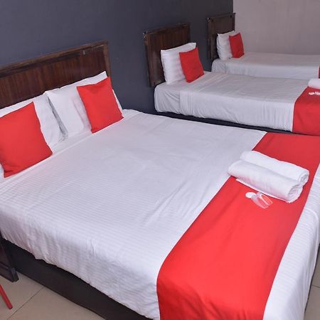 Nice Stay Hotel Raub Kültér fotó